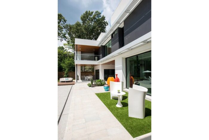 Gallery 52 07257.1540737414