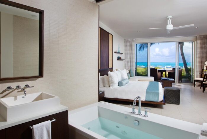 111 Bath Gvh Turks Deluxe Oceanfront Studio 0022
