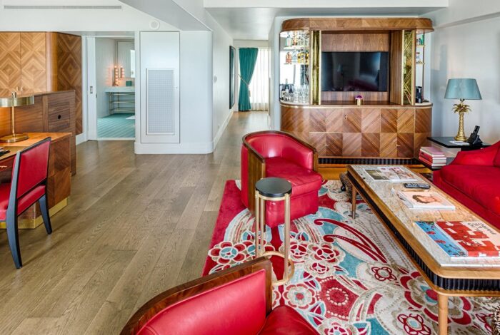 205 Premier Oceanfront Corner Junior Suite Living 1920x1280