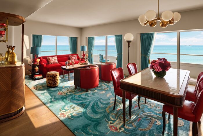 206 Hotel Living