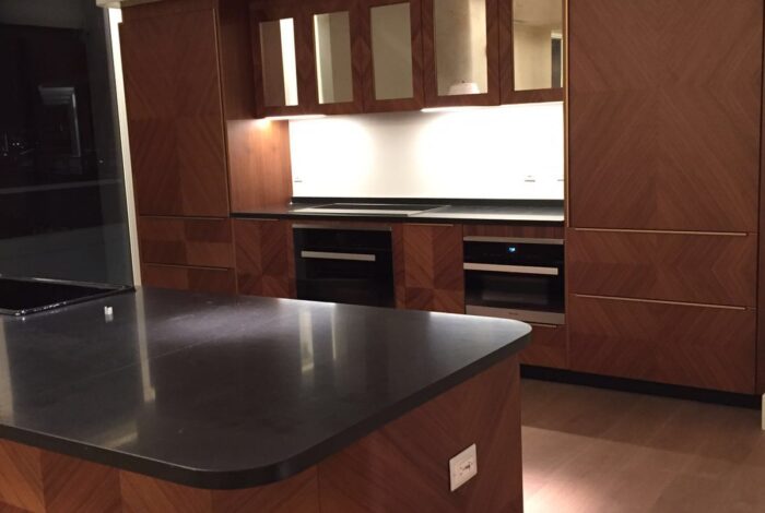 600 Kitchen