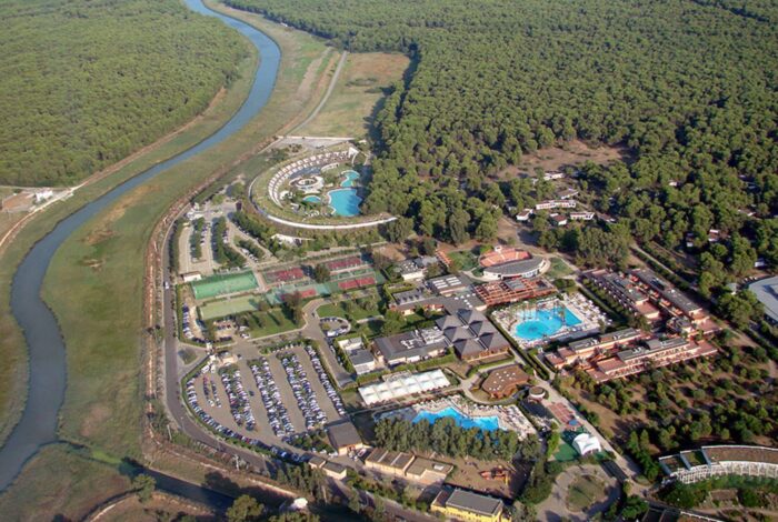 0001 02grandvalentinovillage