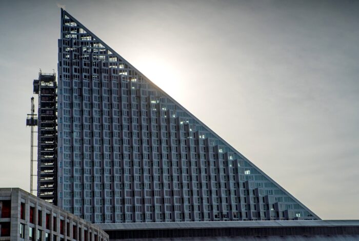 00050 Bldg